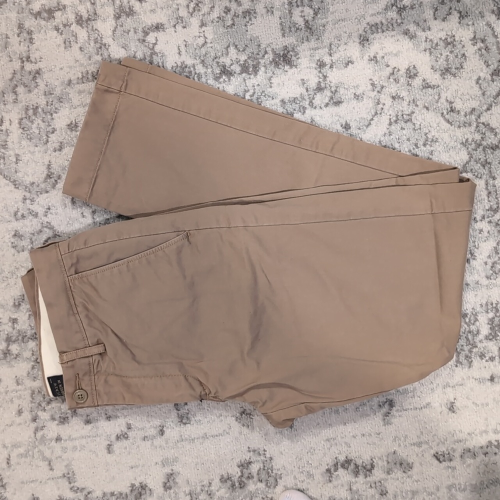 Like New J. Crew Men's Broken In Khaki Pants 29x32